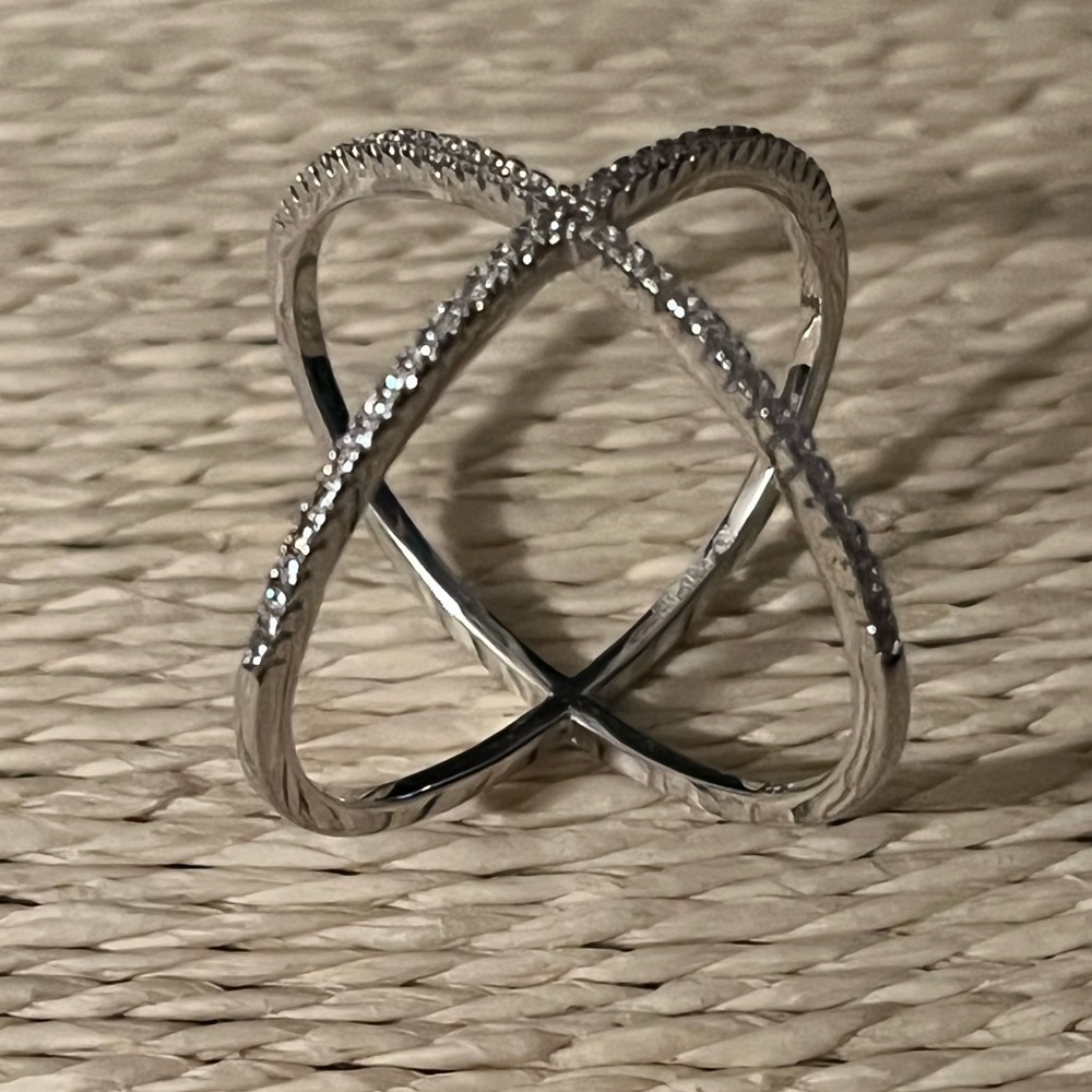 PRE-LOVED STERLING SILVER CUBIC ZIRCONIA AUTHENTIC STYLE CIRCULAR DESIGN RING